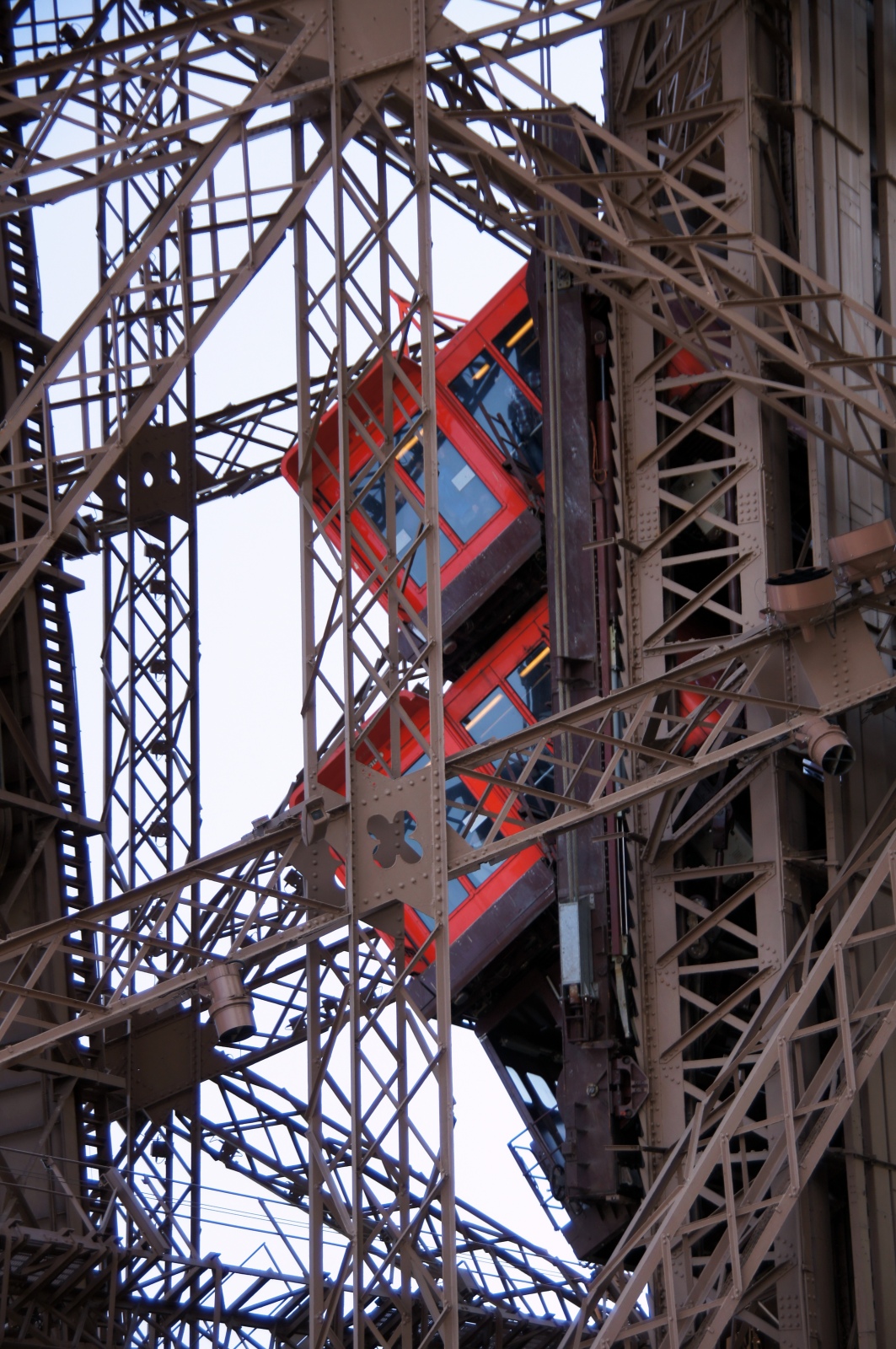 Elevator for the Eiffel Tower