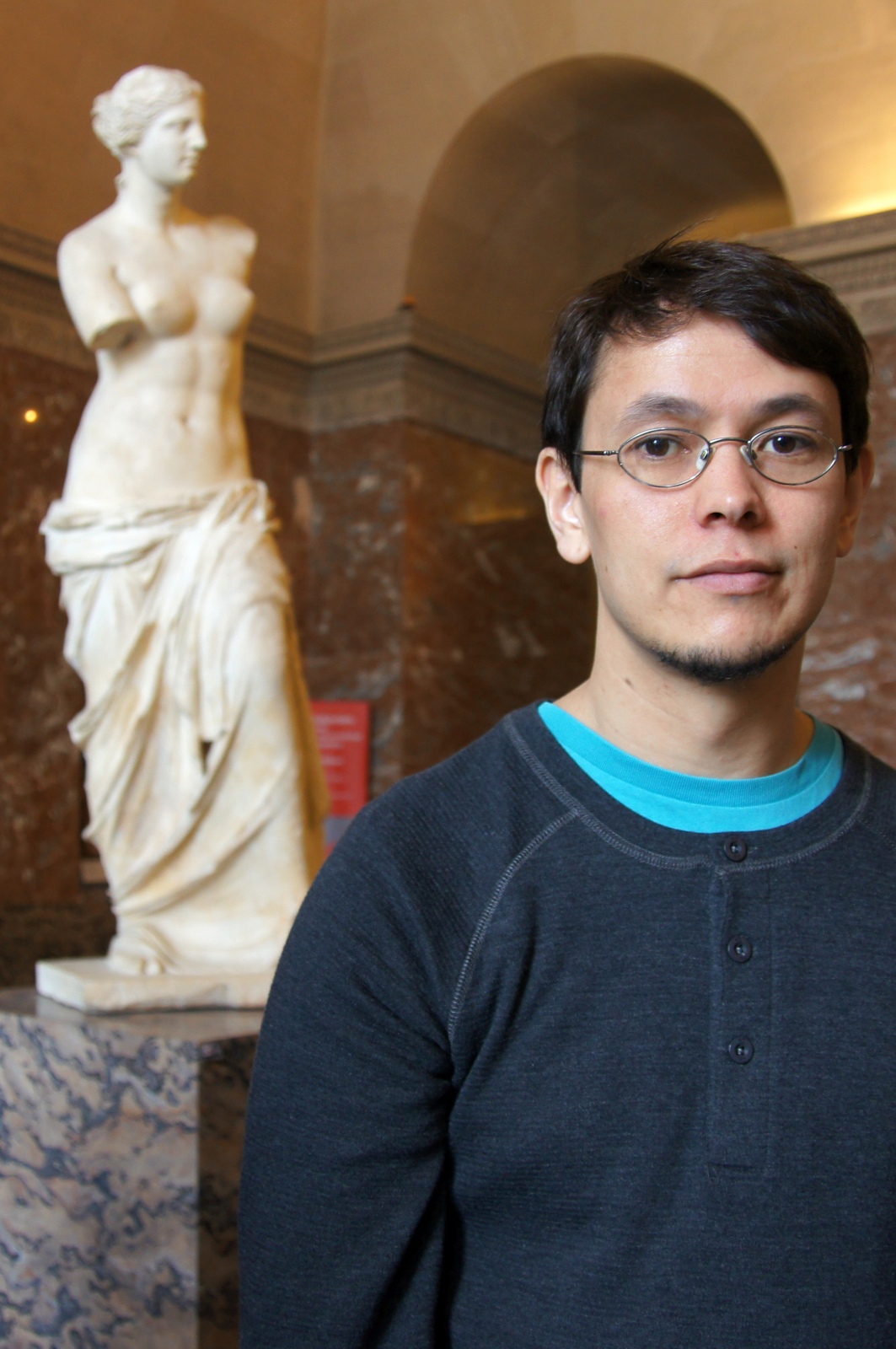 Josh infront of Venus de Milo