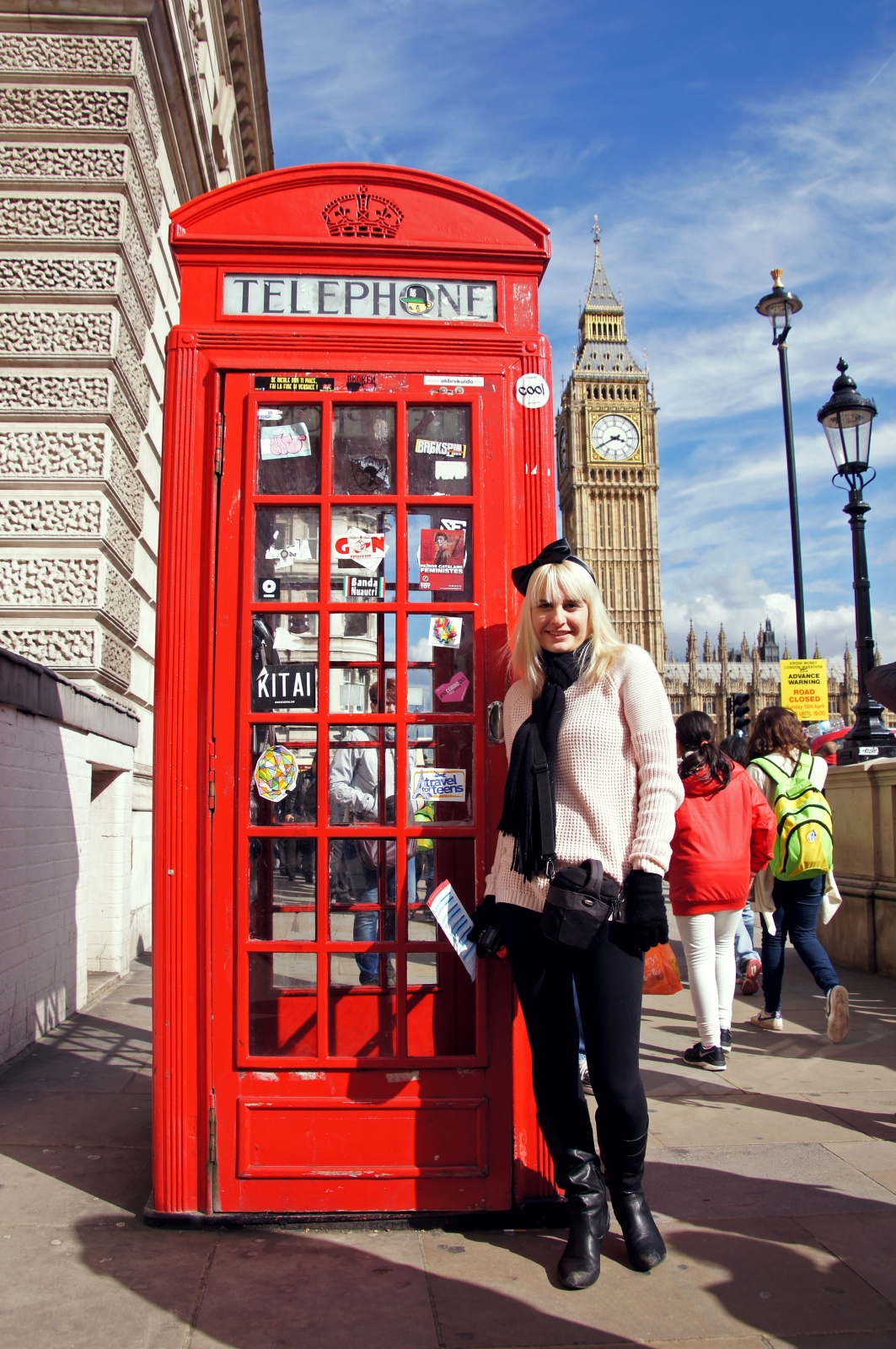 Lisa and the Red Phone Box