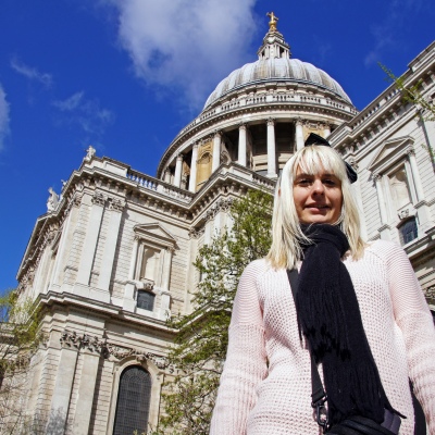 Lisa and St Paul's Cathedral